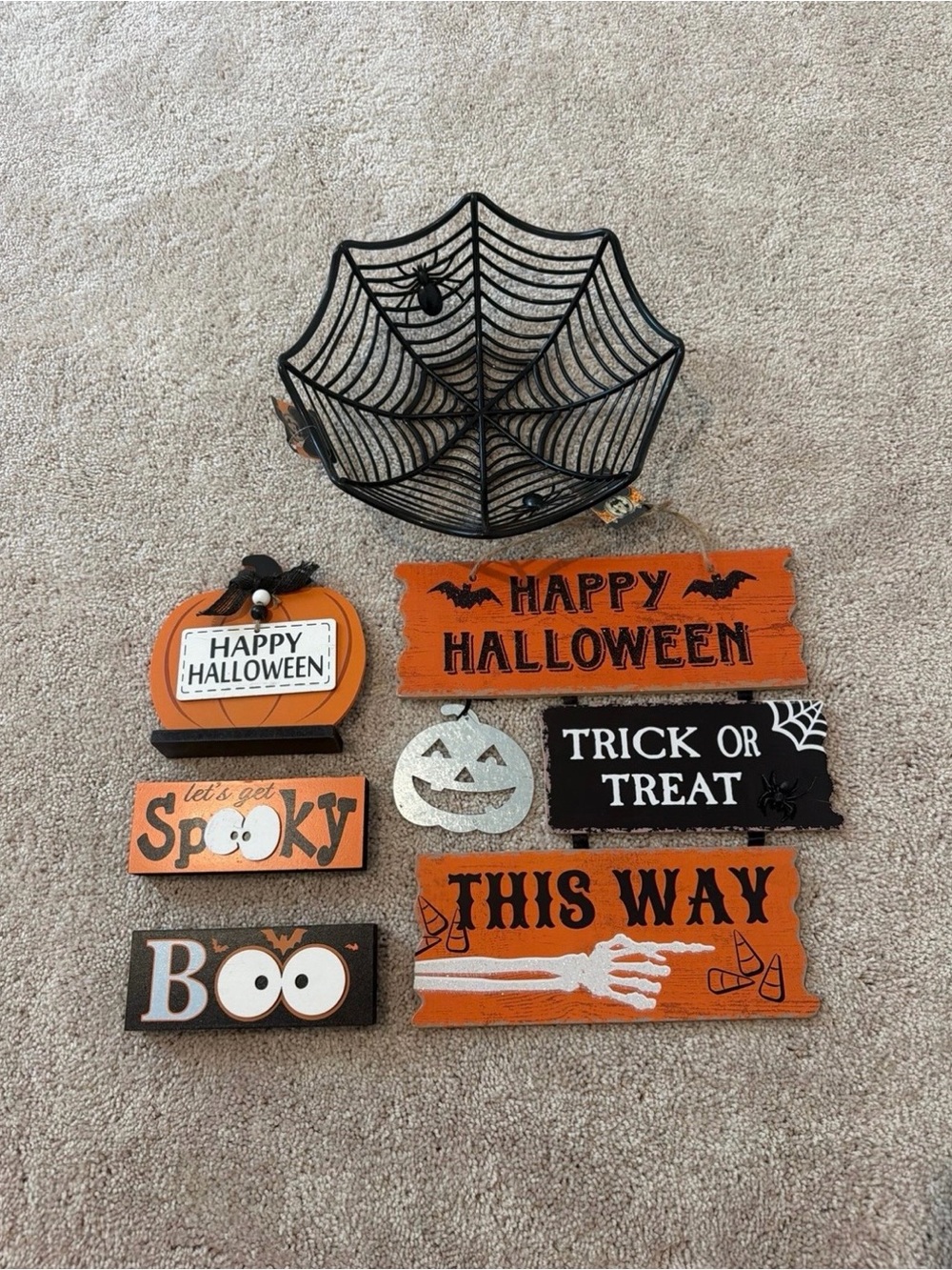 Halloween Decorative Wall Signs and Spiderweb Bowl Set - Orange/Black
